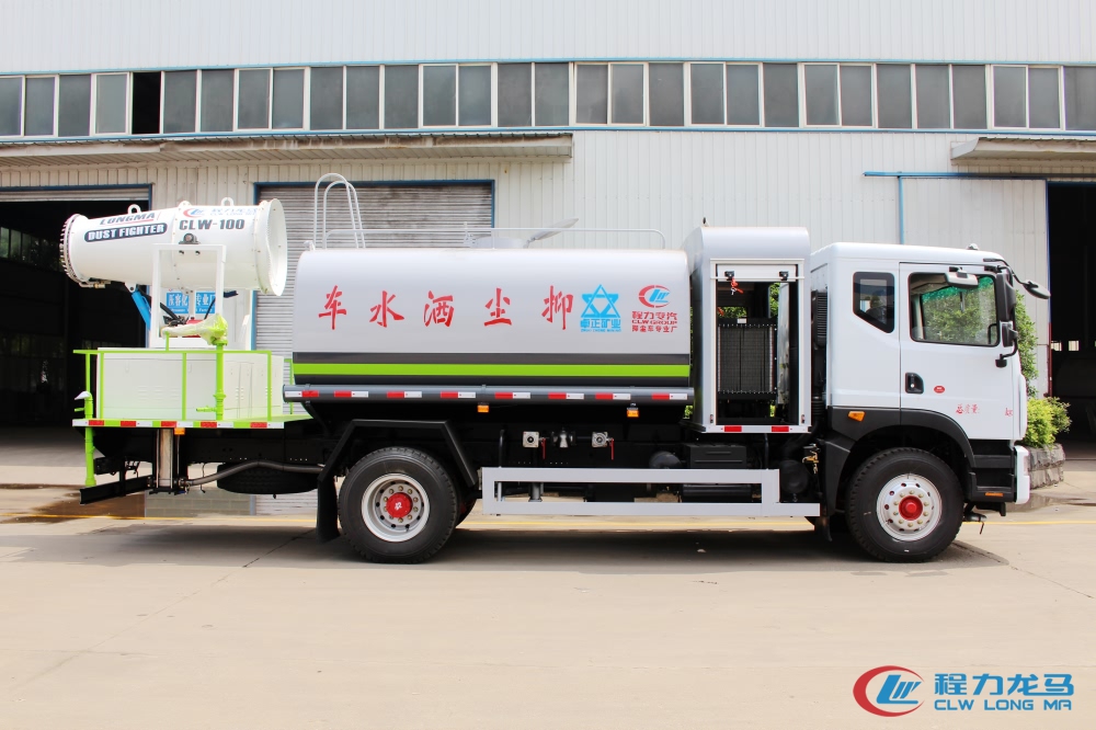 多功能抑塵車的主要結(jié)構(gòu)及細節(jié)描述