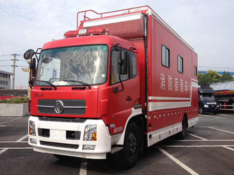 東風(fēng)天錦消防宿營車詳情介紹