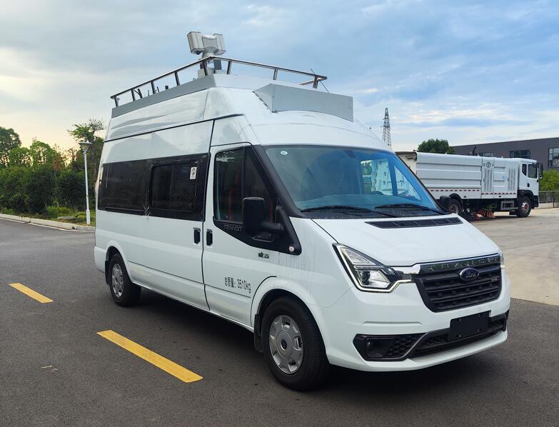 江鈴多功能指揮車(chē)